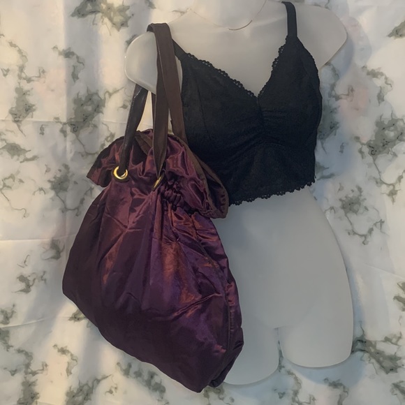 🎒 Purple Satin Cinched Tote Bag - Picture 3 of 10